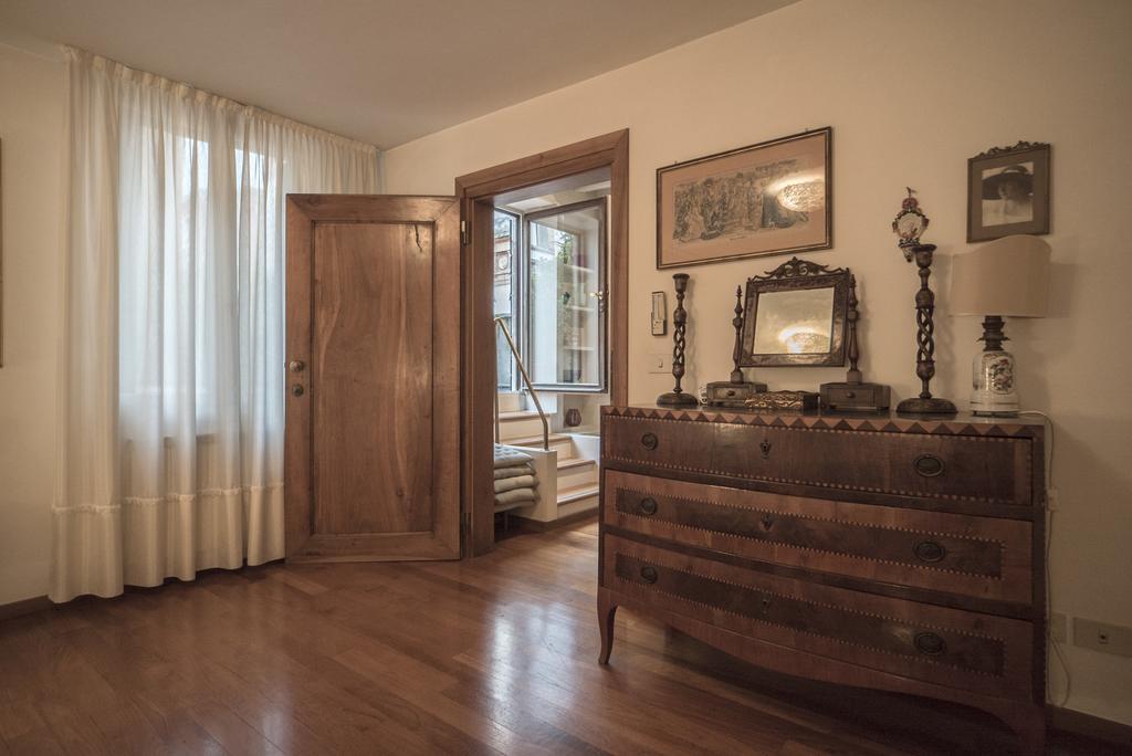 Accademia Terrazza Appartement Venetië Buitenkant foto