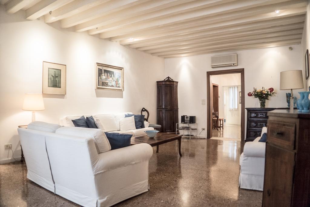 Accademia Terrazza Appartement Venetië Buitenkant foto