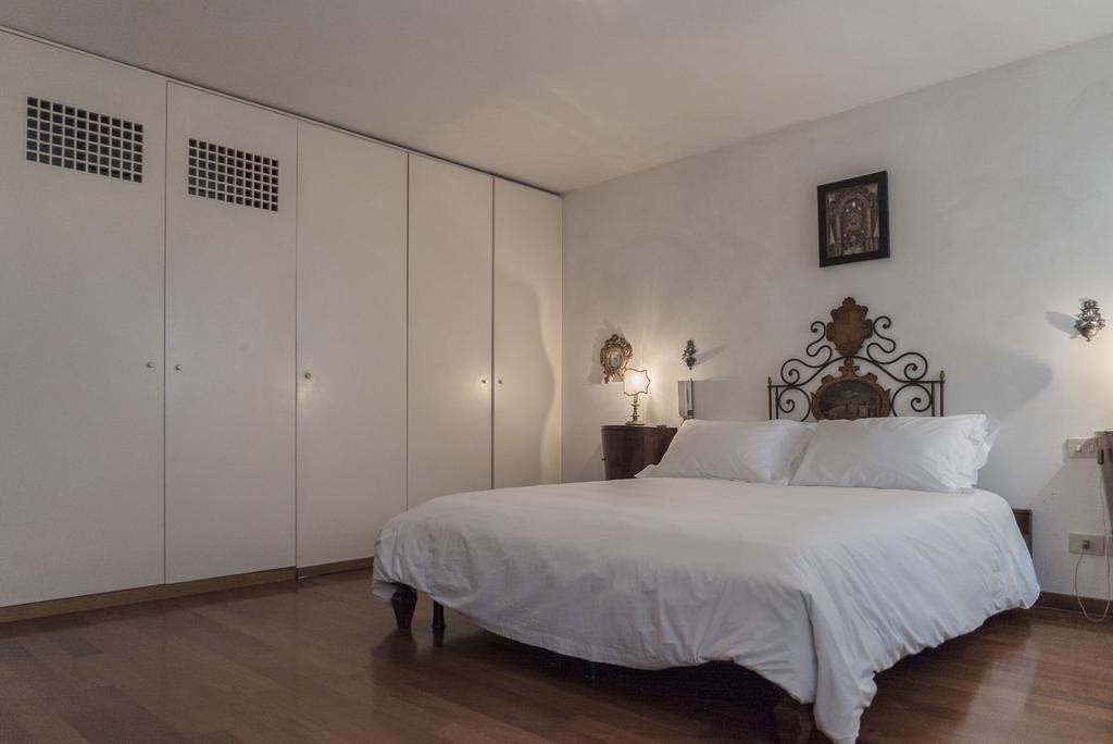 Accademia Terrazza Appartement Venetië Buitenkant foto