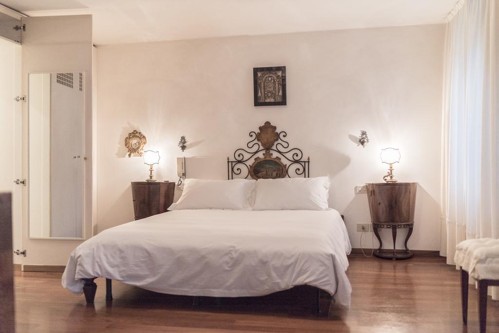 Accademia Terrazza Appartement Venetië Buitenkant foto