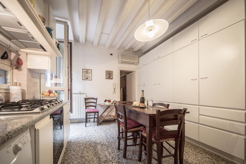 Accademia Terrazza Appartement Venetië Buitenkant foto