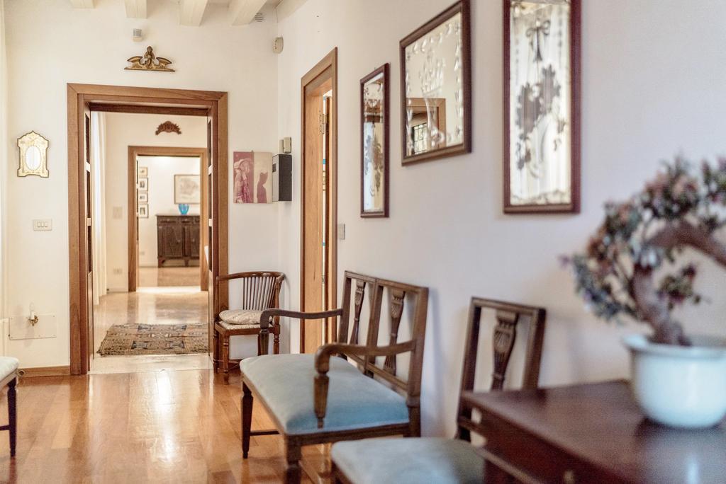 Accademia Terrazza Appartement Venetië Buitenkant foto